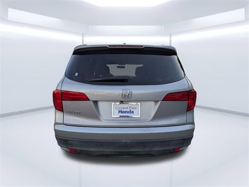 Used 2017 Honda Pilot EX-L image 5