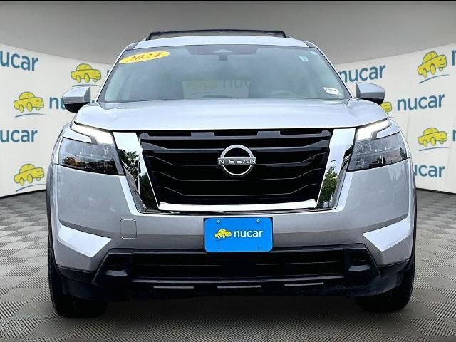 Certified 2024 Nissan Pathfinder SV w/ Cargo Package AWD/4WD image 2