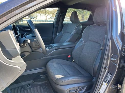 Used 2023 Toyota Crown XLE image 15