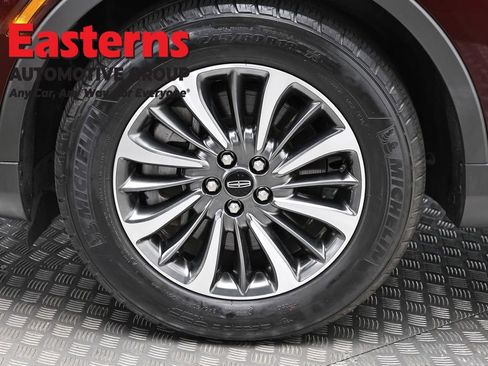 Used 2022 Lincoln Nautilus FWD w/ Premium Package image 35