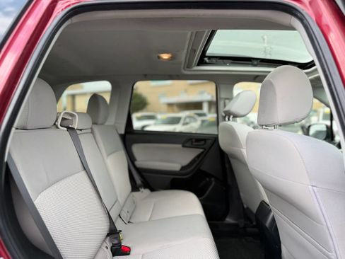 Used 2015 Subaru Forester 2.5i Premium AWD/4WD image 23