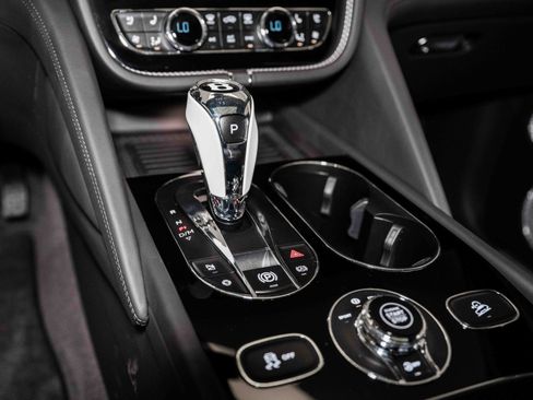 Used 2024 Bentley Bentayga S V8 image 39