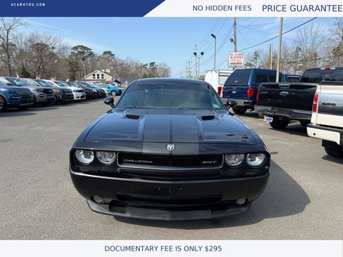 Used 2010 Dodge Challenger SRT8 w/ SRT Option Group II image 9
