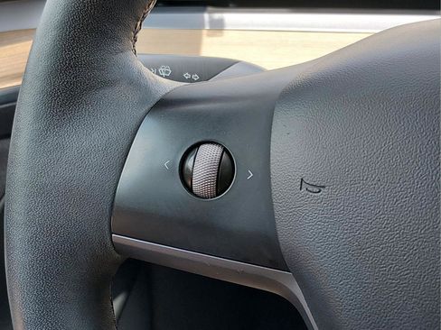 Used 2021 Tesla Model 3 Standard Range Plus RWD image 30