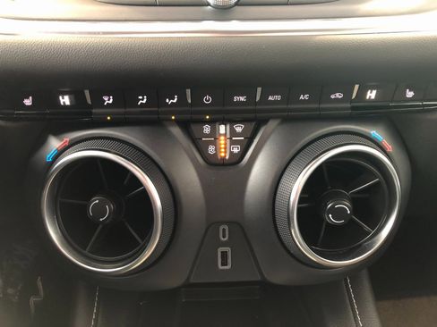 Certified 2024 Chevrolet Blazer LT w/ Convenience Package image 26