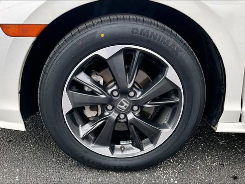 Used 2023 Honda Odyssey Elite image 11