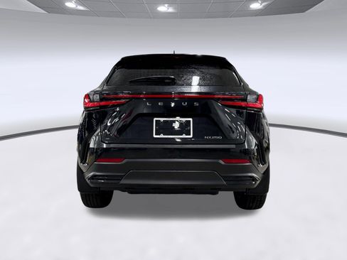 Used 2025 Lexus NX 250 FWD w/ Accessory Package (K3) image 10
