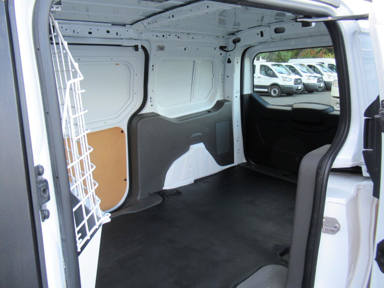Used 2020 Ford Transit Connect XL FWD image 14