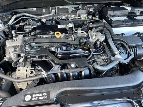 Certified 2023 Toyota Corolla Cross L AWD/4WD image 18