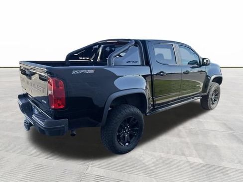 Used 2021 Chevrolet Colorado ZR2 w/ ZR2 Midnight Special Edition AWD/4WD image 3