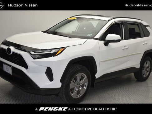 Used 2025 Toyota RAV4 XLE w/ Convenience Package AWD/4WD image 1