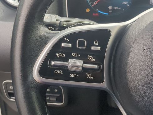 Used 2021 Mercedes-Benz GLA 250 image 18