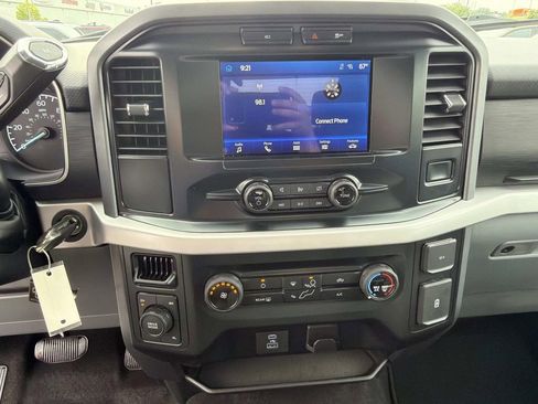 Used 2023 Ford F150 XLT AWD/4WD image 30