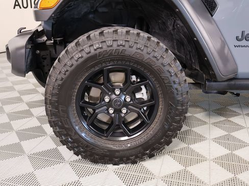 Used 2024 Jeep Wrangler Unlimited Sport AWD/4WD image 17