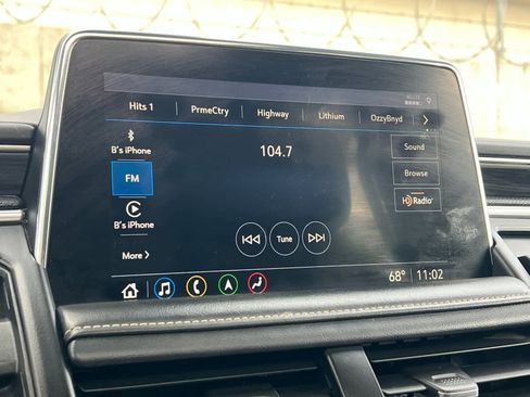 Used 2021 GMC Yukon XL SLT w/ SLT Luxury Plus Package image 19