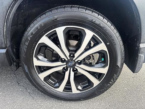 Used 2019 Subaru Forester Limited w/ Popular Package #3 AWD/4WD image 8
