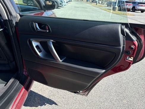 Used 2009 Subaru Legacy 2.5i Limited image 12