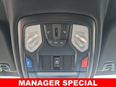 Used 2025 RAM 1500 Big Horn RWD image 30