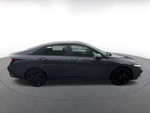 Used 2026 Hyundai Elantra Sport FWD image 16