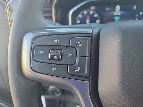 Used 2025 Chevrolet Silverado 1500 LT image 17