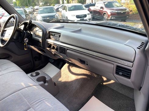 Used 1995 Ford F150 2WD Regular Cab image 21