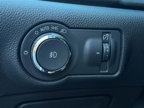 Used 2016 Buick Verano Convenience w/ Driver Confidence Package image 36