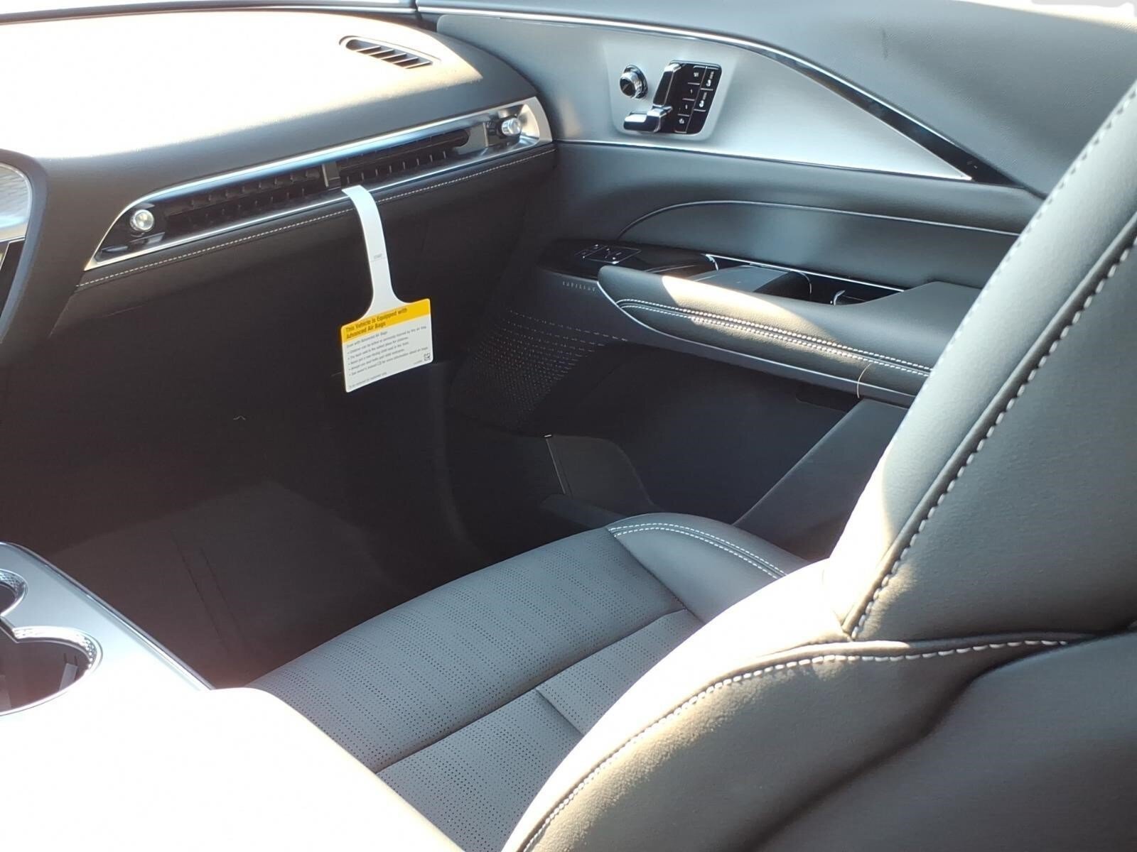 New 2027 Cadillac Lyriq Sport RWD image 10