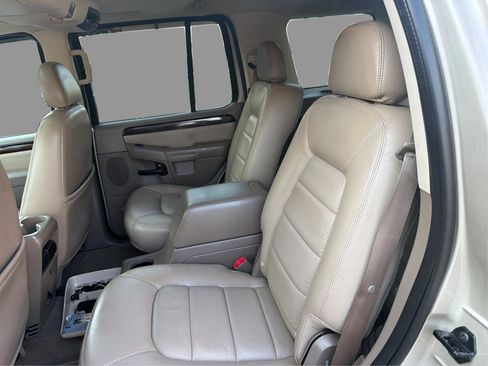 Used 2005 Ford Explorer Limited AWD/4WD image 11