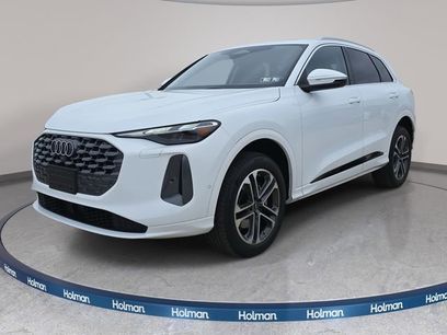 Used 2025 Audi Q5 Premium w/ Convenience Package