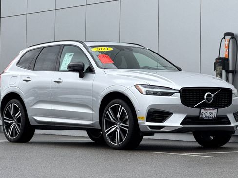 Used 2021 Volvo XC60 T8 R-Design w/ Advanced Package image 7