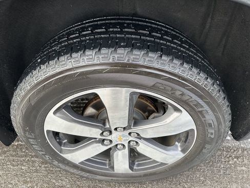 Used 2019 Chevrolet Traverse LT w/ LT Premium Package image 10