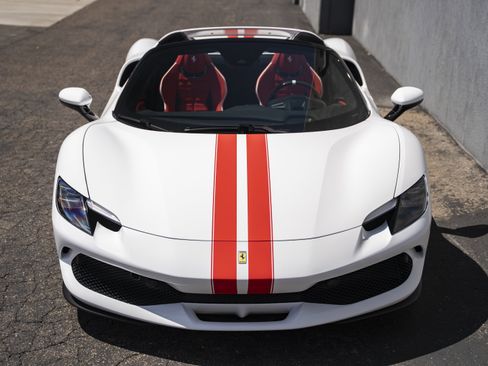 Used 2025 Ferrari 296 GTS RWD image 9