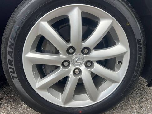 Used 2010 Lexus LS 460 RWD image 18