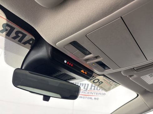 Used 2025 MAZDA CX-30 AWD 2.5 S w/ Preferred Package image 21