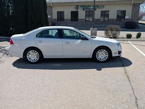 Used 2012 Ford Fusion Hybrid FWD image 6
