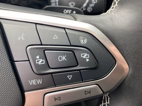 New 2026 Volkswagen Atlas SE image 4