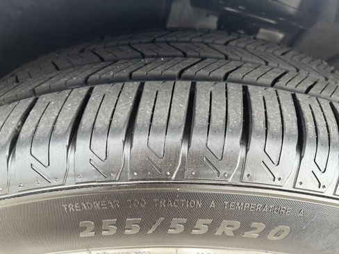 Used 2021 Buick Enclave Premium w/ Surround and Sites Package image 37