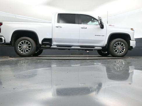 New 2026 Chevrolet Silverado 2500 LT w/ Z71 Chrome Sport Edition image 45