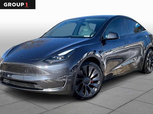 Used 2024 Tesla Model Y Performance image 1