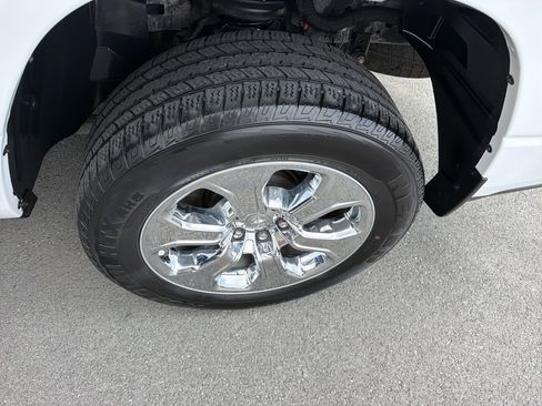 Used 2024 RAM 1500 Big Horn AWD/4WD image 13