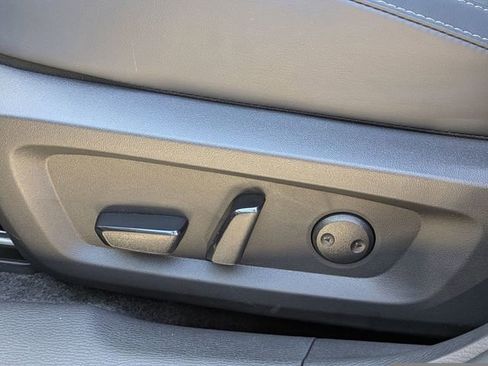 New 2026 Mitsubishi Outlander LE image 21