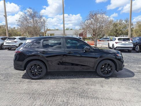 Used 2024 Honda HR-V Sport image 3