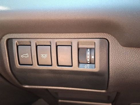 Certified 2025 Subaru Ascent Bronze Edition AWD/4WD image 24