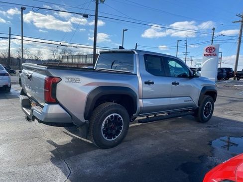 New 2026 Toyota Tacoma TRD Off-Road image 9