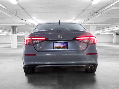 Used 2022 Honda Civic Sport image 8