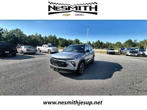 New 2026 Chevrolet TrailBlazer RS w/ Driver Confidence Package image 1