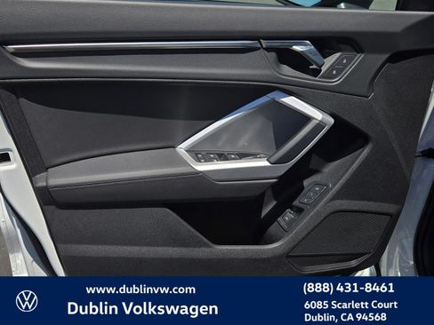 Used 2024 Audi Q3 2.0T Premium w/ Convenience Package AWD/4WD image 10