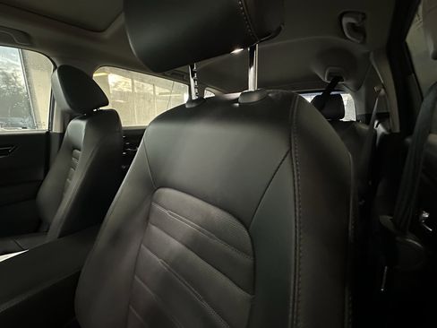 Used 2023 Honda CR-V EX-L image 10