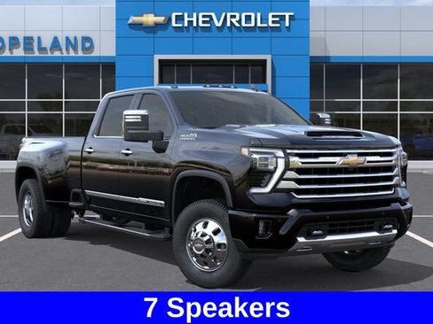 New 2026 Chevrolet Silverado 3500 High Country w/ High Country Premium Package AWD/4WD image 8