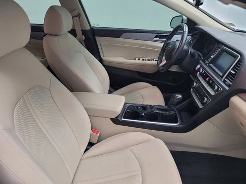Used 2019 Hyundai Sonata SEL w/ Tech Package 02 image 21